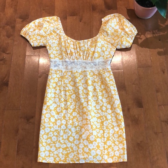 Yellow floral summer dress - Picture 2 of 8